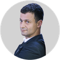 Артём Оганов