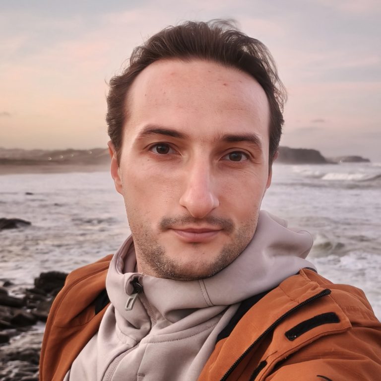 Антон Толстоногов