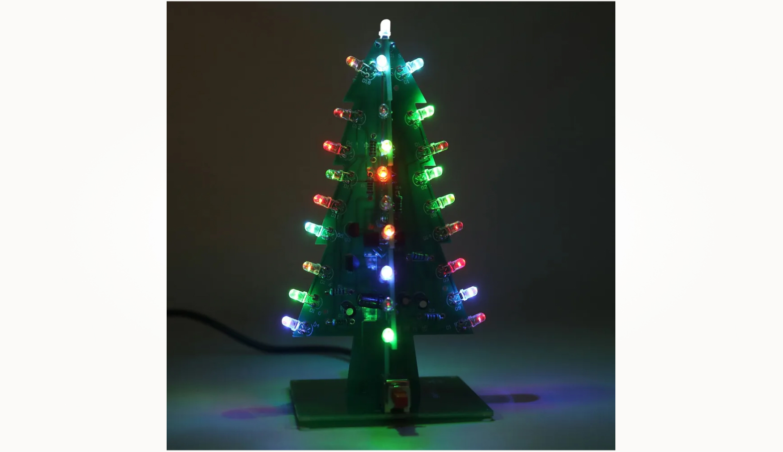 ёлка из светодиодов
