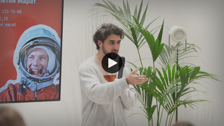 Как космические инженеры рассчитывают и контролируют полет спутников