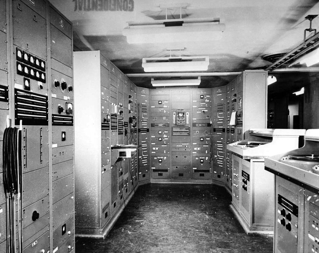 Аппаратура приема SIGSALY