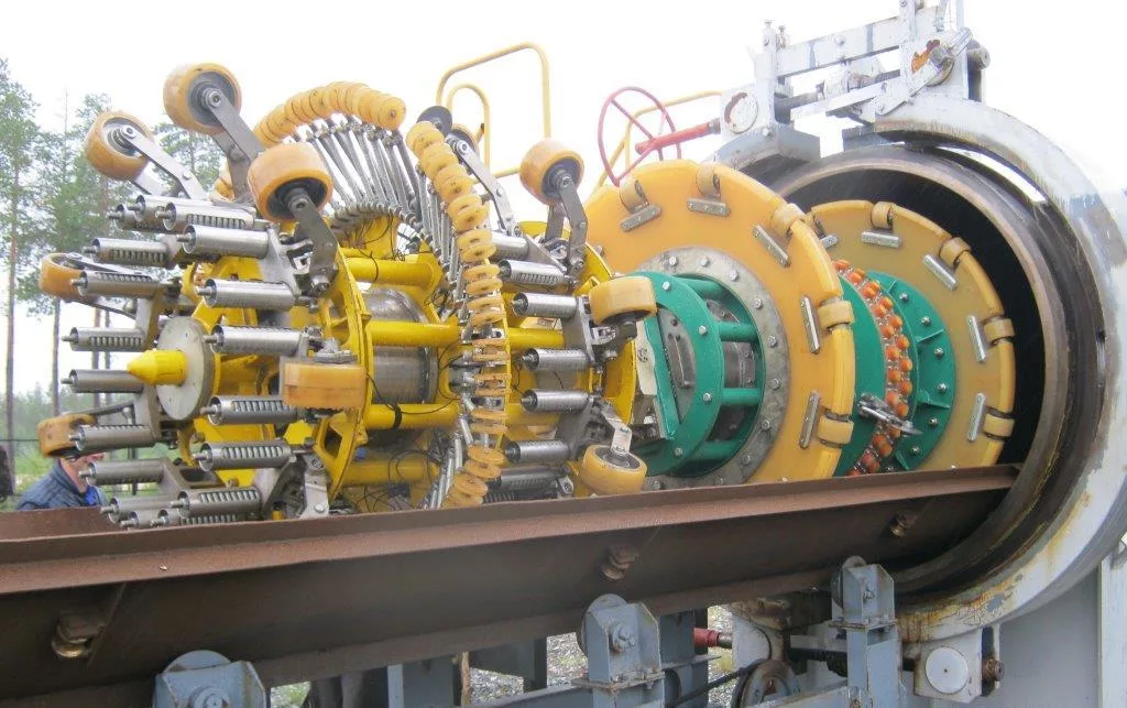 Снаряд-дефектоскоп на службе у компании «Газпром трансгаз Сургут». 