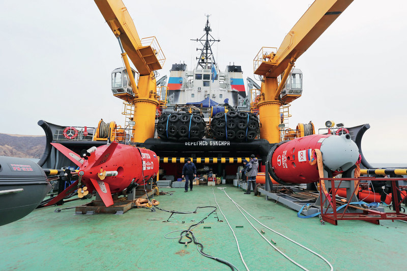 «Витязи» на судне сопровождения